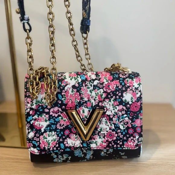 Louis Vuitton limited edition floral twist bag - Picture 5 of 16
